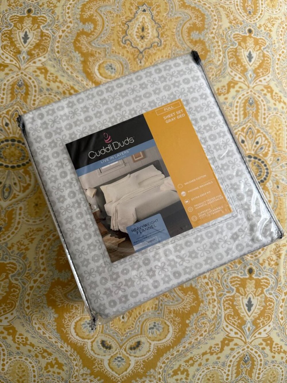 Cuddl Duds Heavyweight Flannel White & Gray Geo Full Sheet Set - NIP